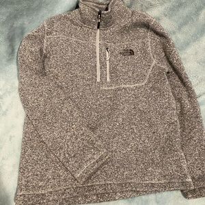 Authentic men’s Northface fleece